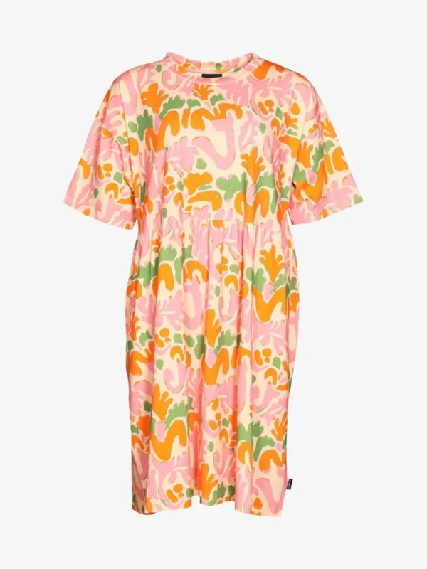 Aarre Aamu Mekko, Growth Pink